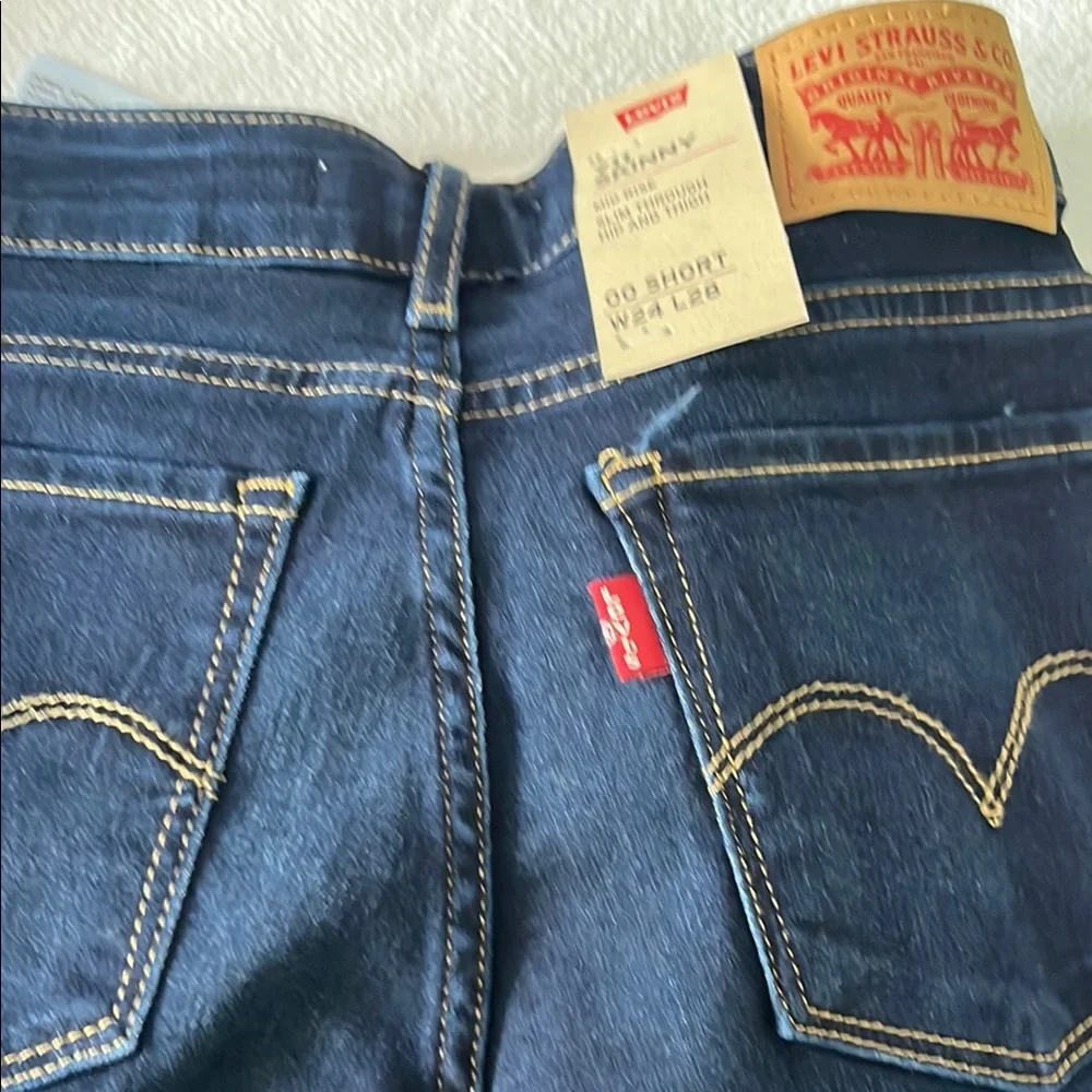 LEVI 711 SKINNY UNISEX Dark Blue Skinny Jeans SIZE 24 BRAND NEW - Picture 3 of 4